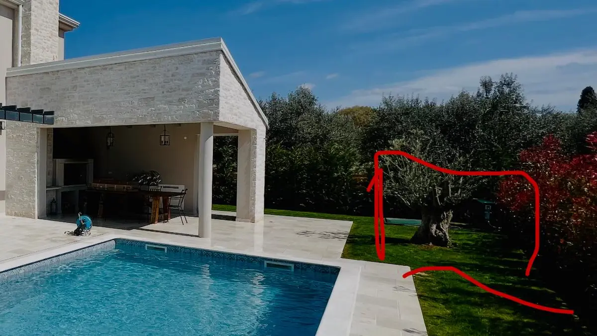 Vrt kamene vile prije ugradnje — Istra