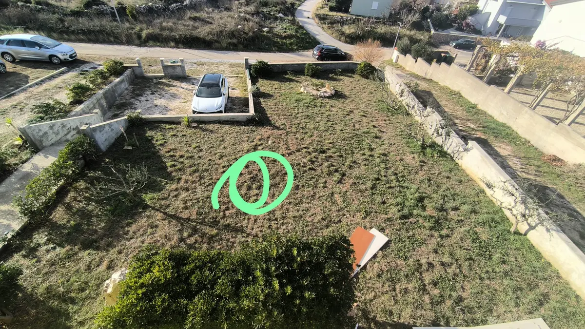 Dvorište prije projekta — okolica Zadra